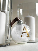 Lade das Bild in den Galerie-Viewer, Weihnachtskugel Transparent Personalisiert
